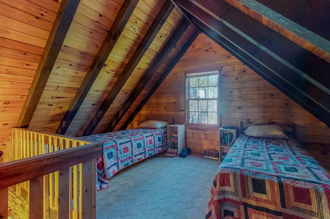 Loon Landing Lodge Гринвилл Экстерьер фото