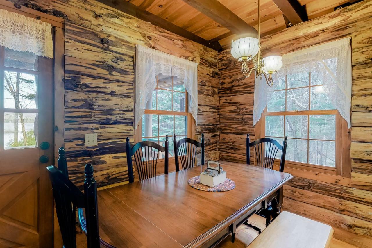 Loon Landing Lodge Гринвилл Экстерьер фото