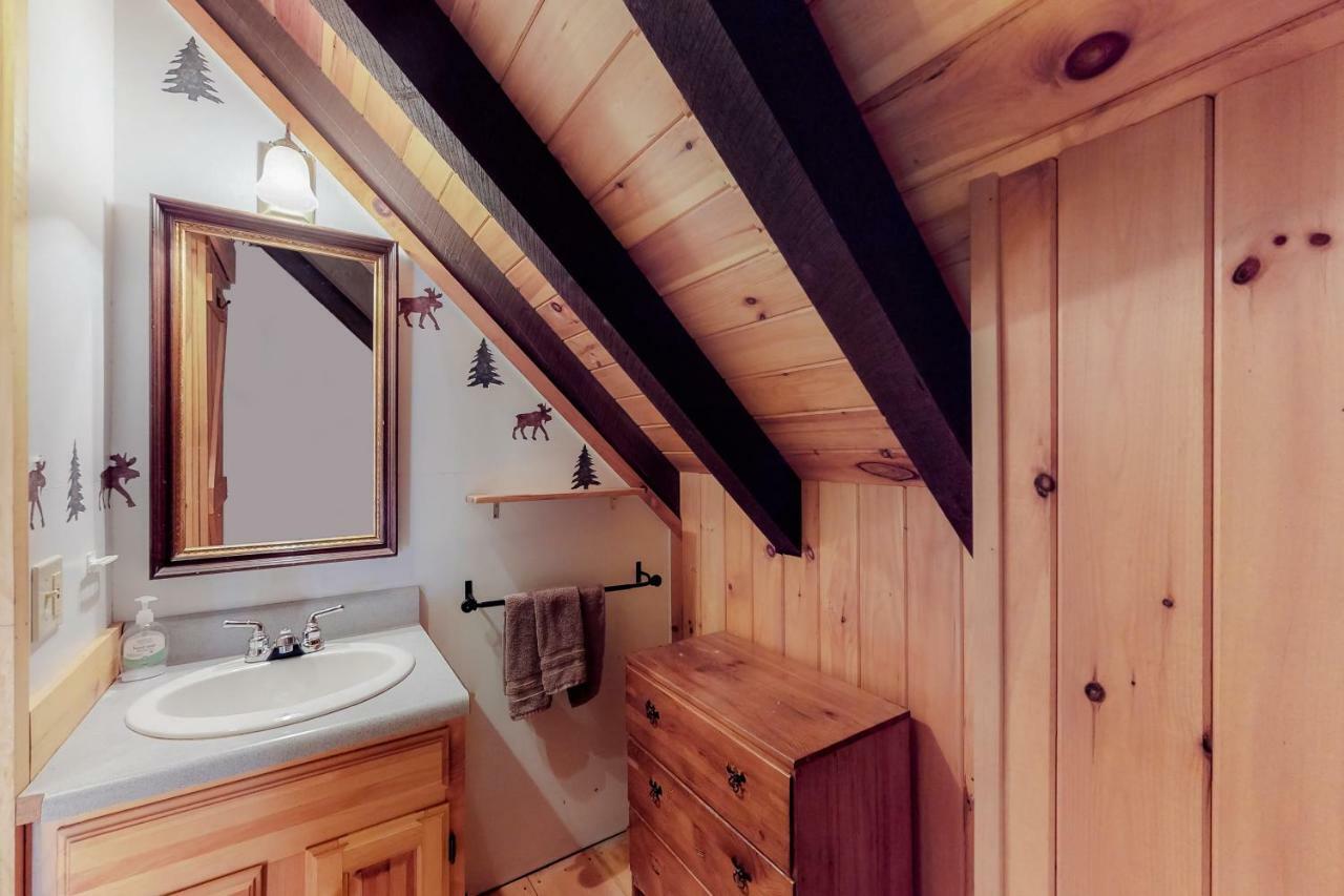 Loon Landing Lodge Гринвилл Экстерьер фото