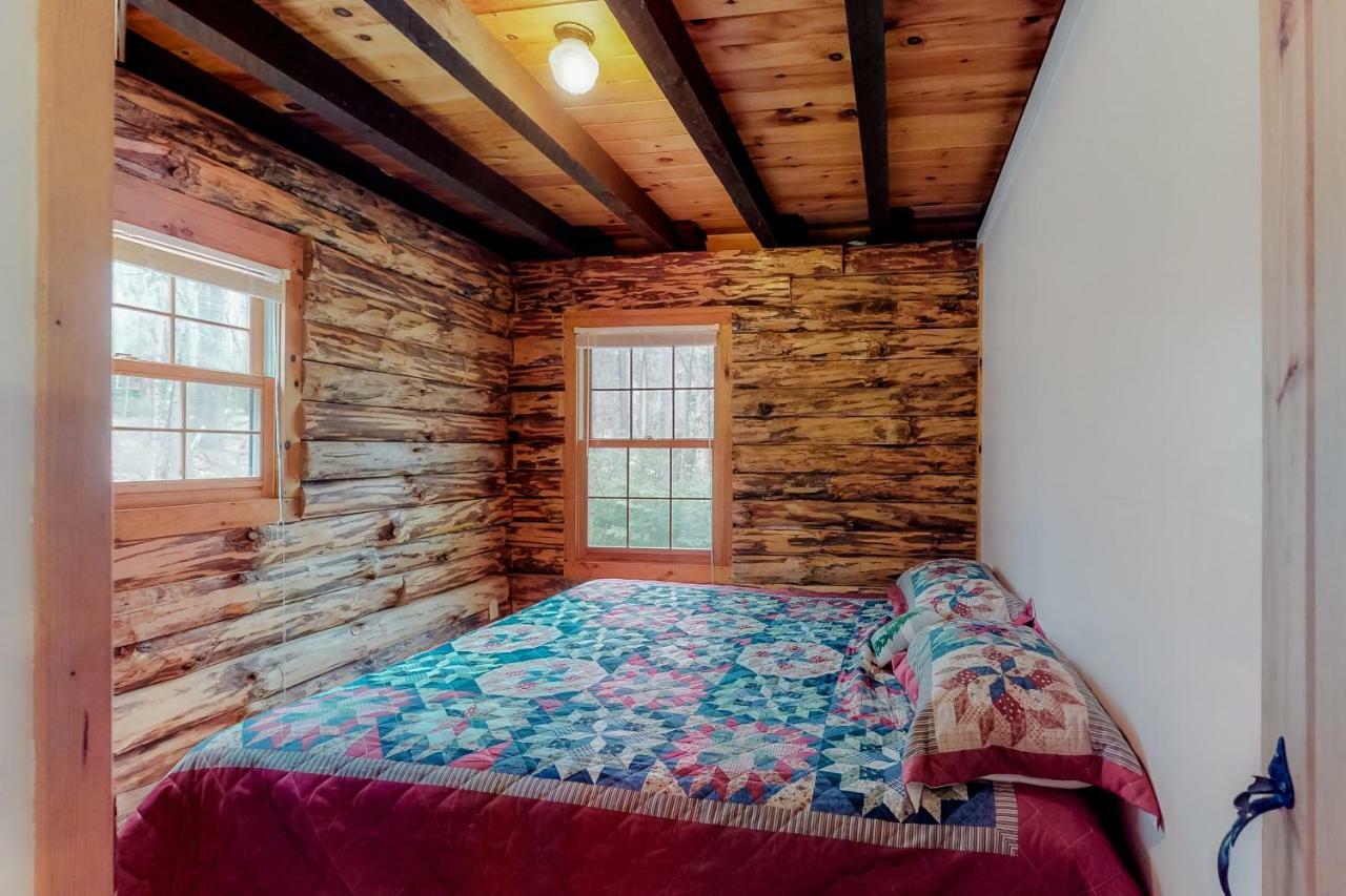 Loon Landing Lodge Гринвилл Экстерьер фото
